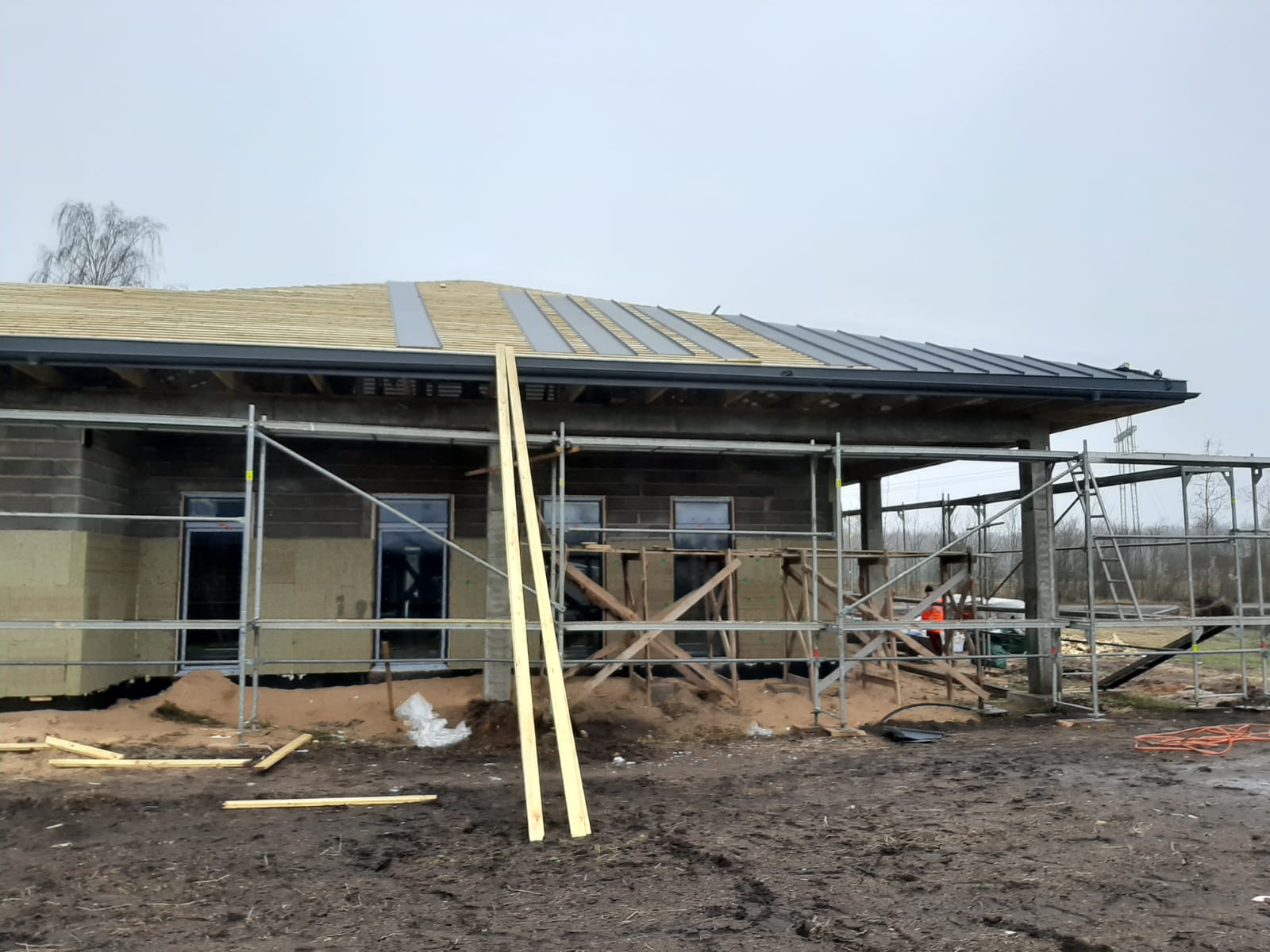 Roof timber construction. Mounting of Classic metal cover. gallery